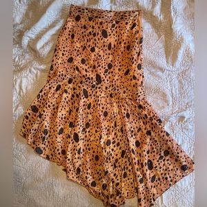 Asymmetrical leopard print skirt